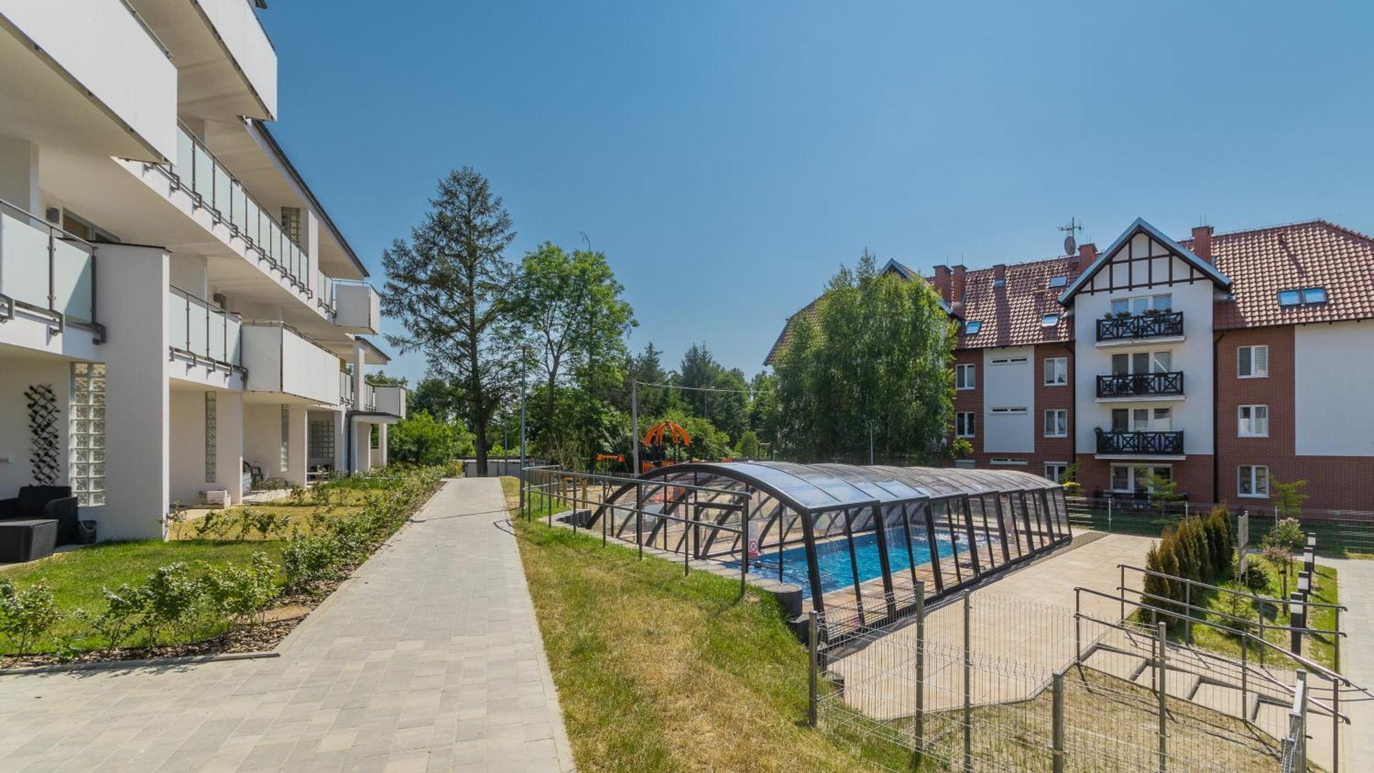 Apartamenty Sun & Snow Baltic Garden Z Basenem I Placem Zabaw Sztutowo Exterior foto